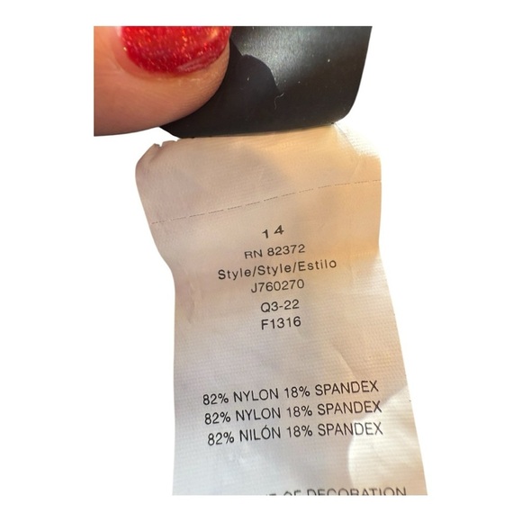 Island Escape Women's Floral Print Gemini Underwire Tankini Top - 14 - Multi - Picture 13 of 13